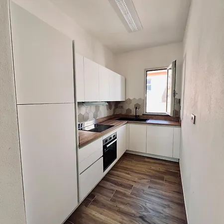 Casa Dell Arco